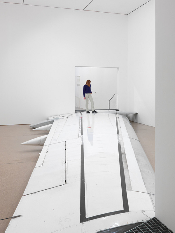 Roman Ondak - do not walk outside this area 