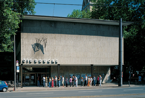 Roman Ondak - Good Feelings in Good Times 