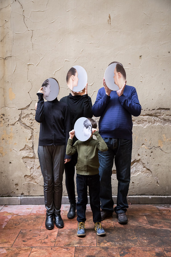 Dorota Sadovská - Family Portrait 